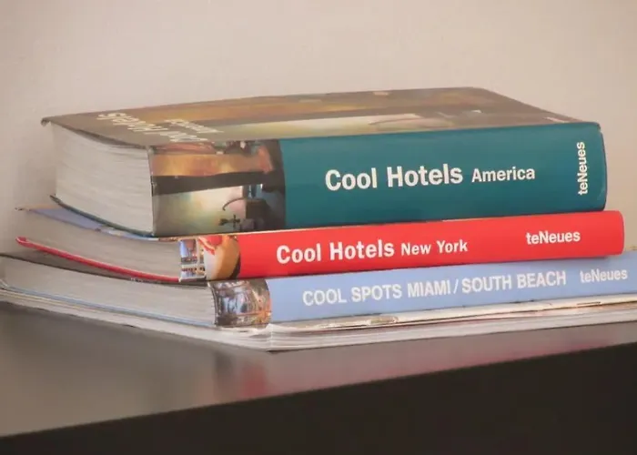 Twinstay #6 Apartment *